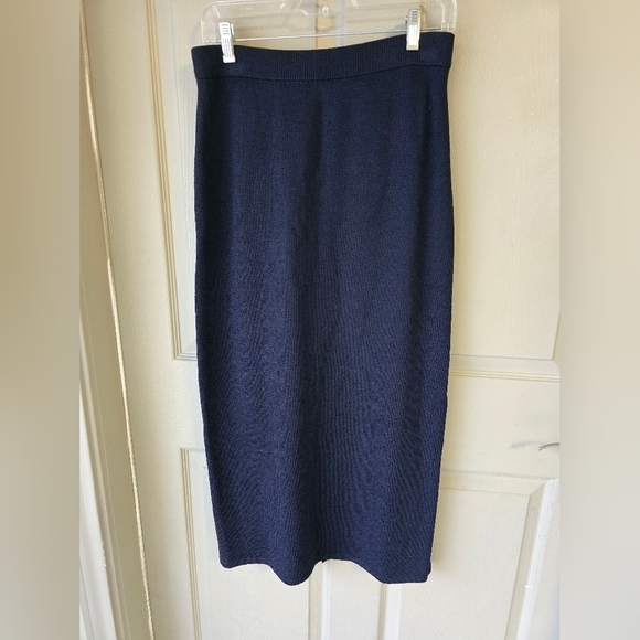 ST. JOHN Knit Long Skirt Size 8 Women Navy Santana Cocktail Thick Flawed - Picture 3 of 10